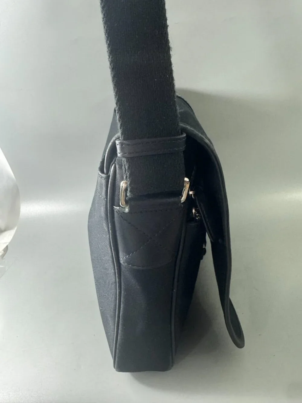 Authentic Coach #6411 Black Canvas with Leather Accents messenger Bag